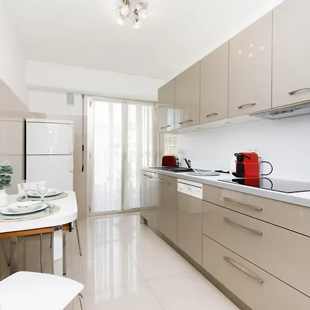 On La Croisette Fabulous Sea View 1 Bed קאן