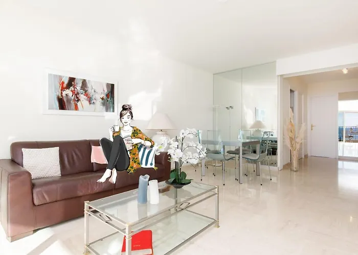 On La Croisette Fabulous Sea View 1 Bed