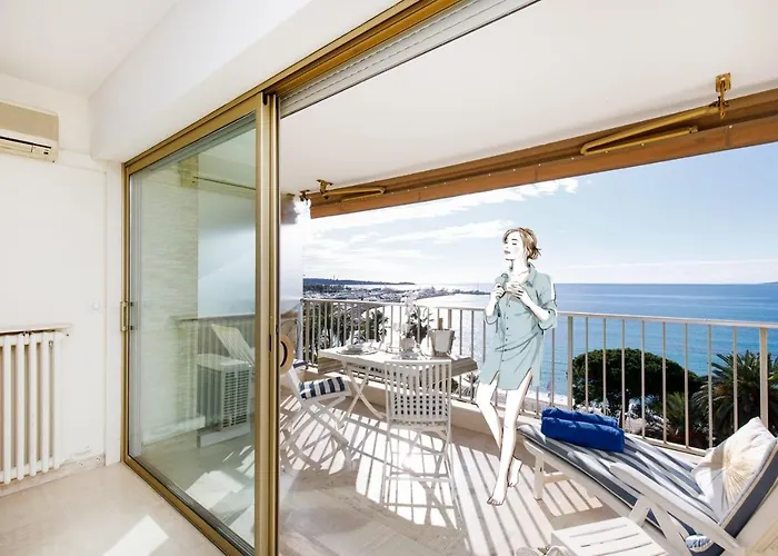 Appartement On La Croisette Fabulous Sea View 1 Bed